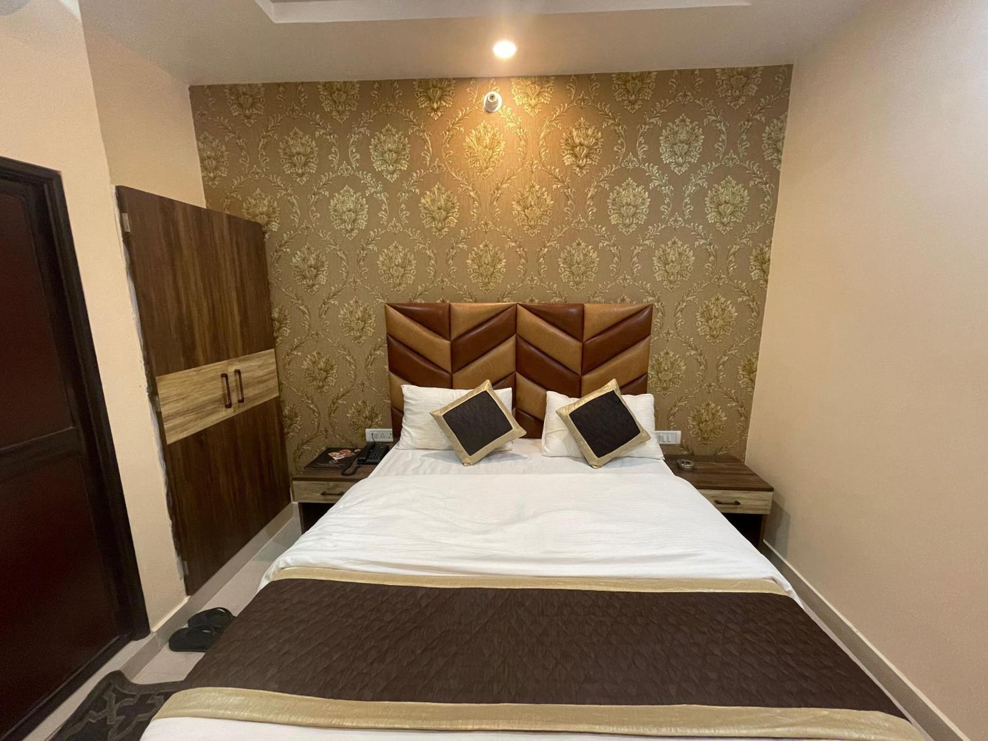 Super Hotel O Glance Inn Патна Екстер'єр фото